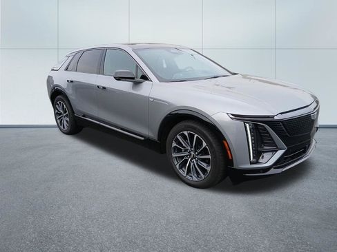 Certified 2024 Cadillac Lyriq Sport AWD/4WD image 9