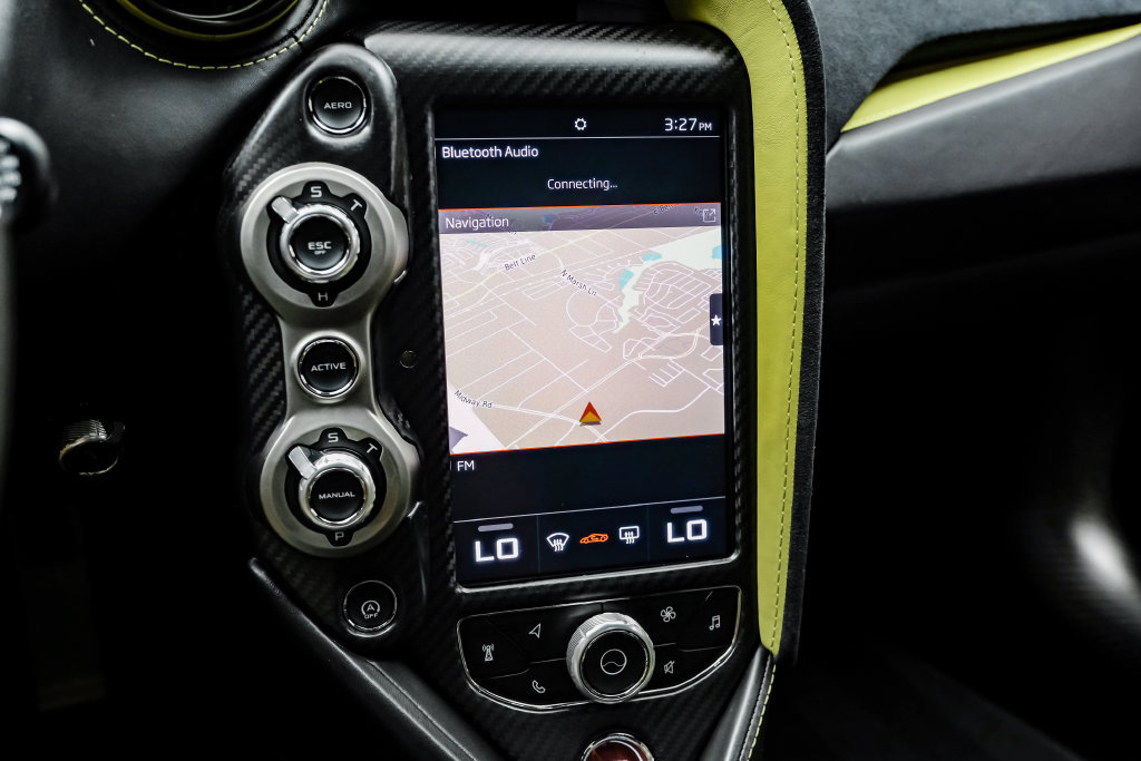 Used 2018 McLaren 720S Performance RWD image 18