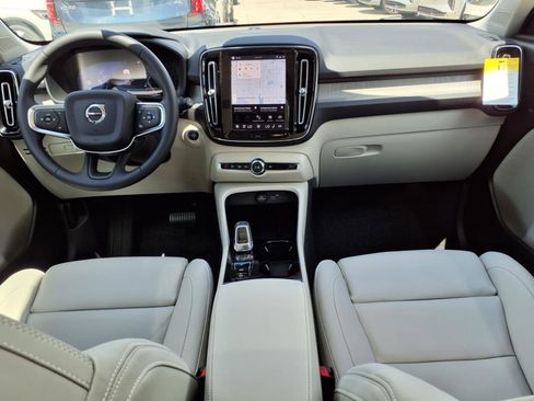 New 2026 Volvo XC40 B5 Plus w/ Protection Package Premier image 11