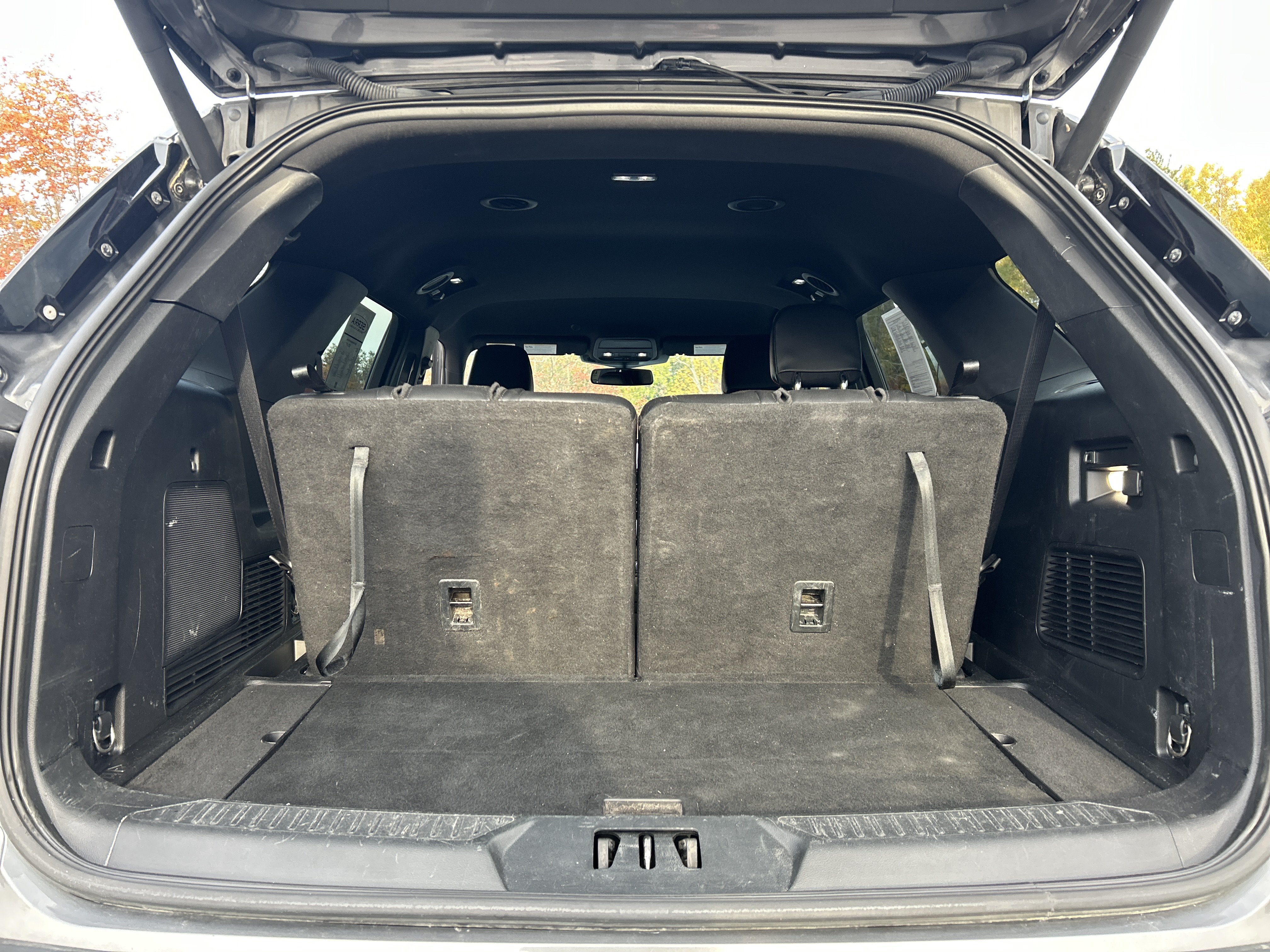 Used 2022 Ford Explorer ST-Line w/ Class IV Trailer Tow Package AWD/4WD image 22