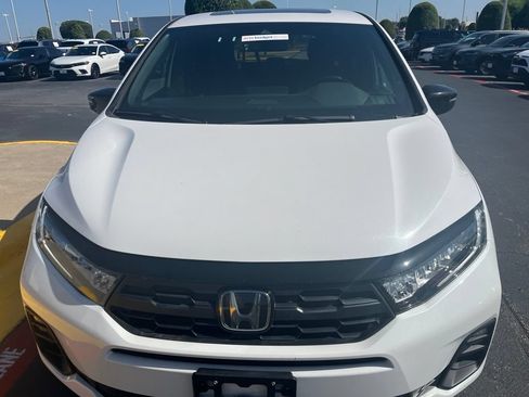 Used 2025 Honda Odyssey Sport-L image 2