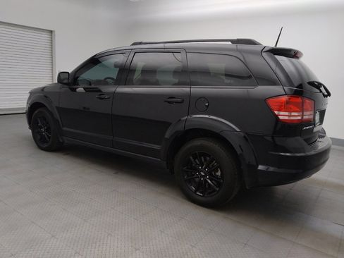 Used 2020 Dodge Journey SE w/ Blacktop Package FWD image 3