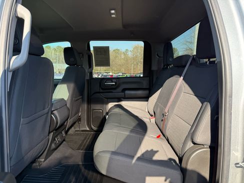 Used 2024 Chevrolet Silverado 2500 Custom w/ Custom Value Package image 26