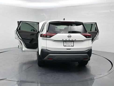 Used 2022 Nissan Rogue S FWD image 26