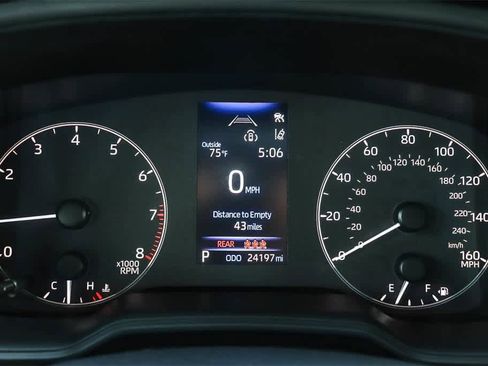 Used 2023 Toyota Corolla Cross L image 22