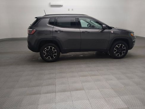 Used 2020 Jeep Compass Trailhawk AWD/4WD image 10