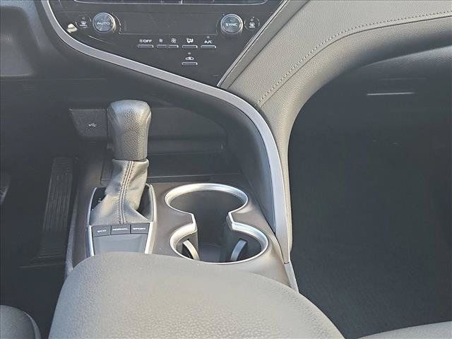 Used 2023 Toyota Camry LE FWD image 13