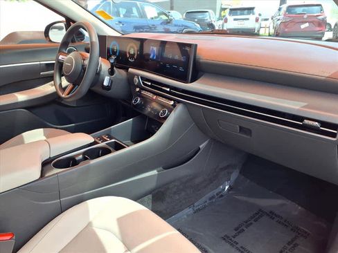 Used 2025 Hyundai Sonata SEL FWD image 22