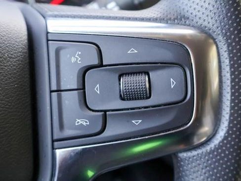 Certified 2025 Chevrolet Blazer LT FWD image 16