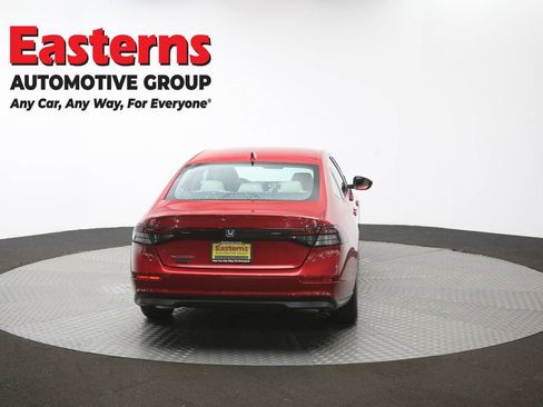 Used 2023 Honda Accord EX image 37