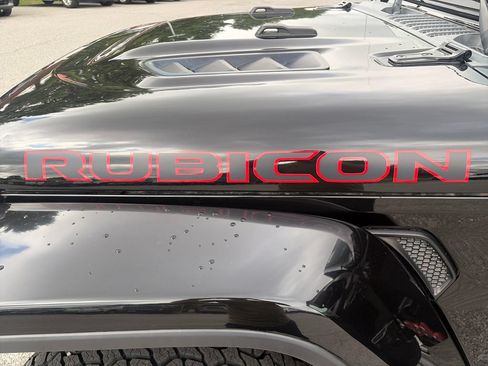 Used 2020 Jeep Gladiator Rubicon AWD/4WD image 43