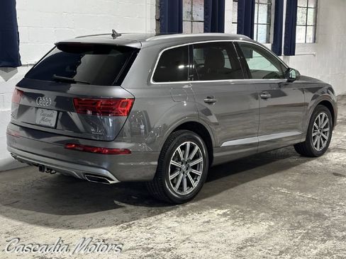Used 2018 Audi Q7 3.0T Prestige w/ Prestige Package image 8