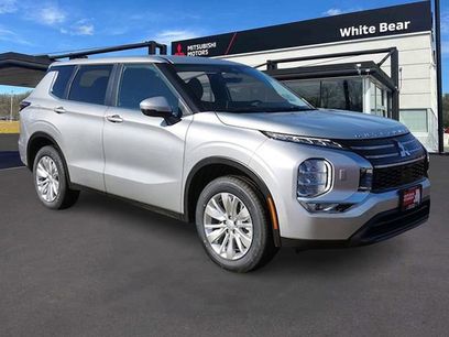 New 2026 Mitsubishi Outlander ES