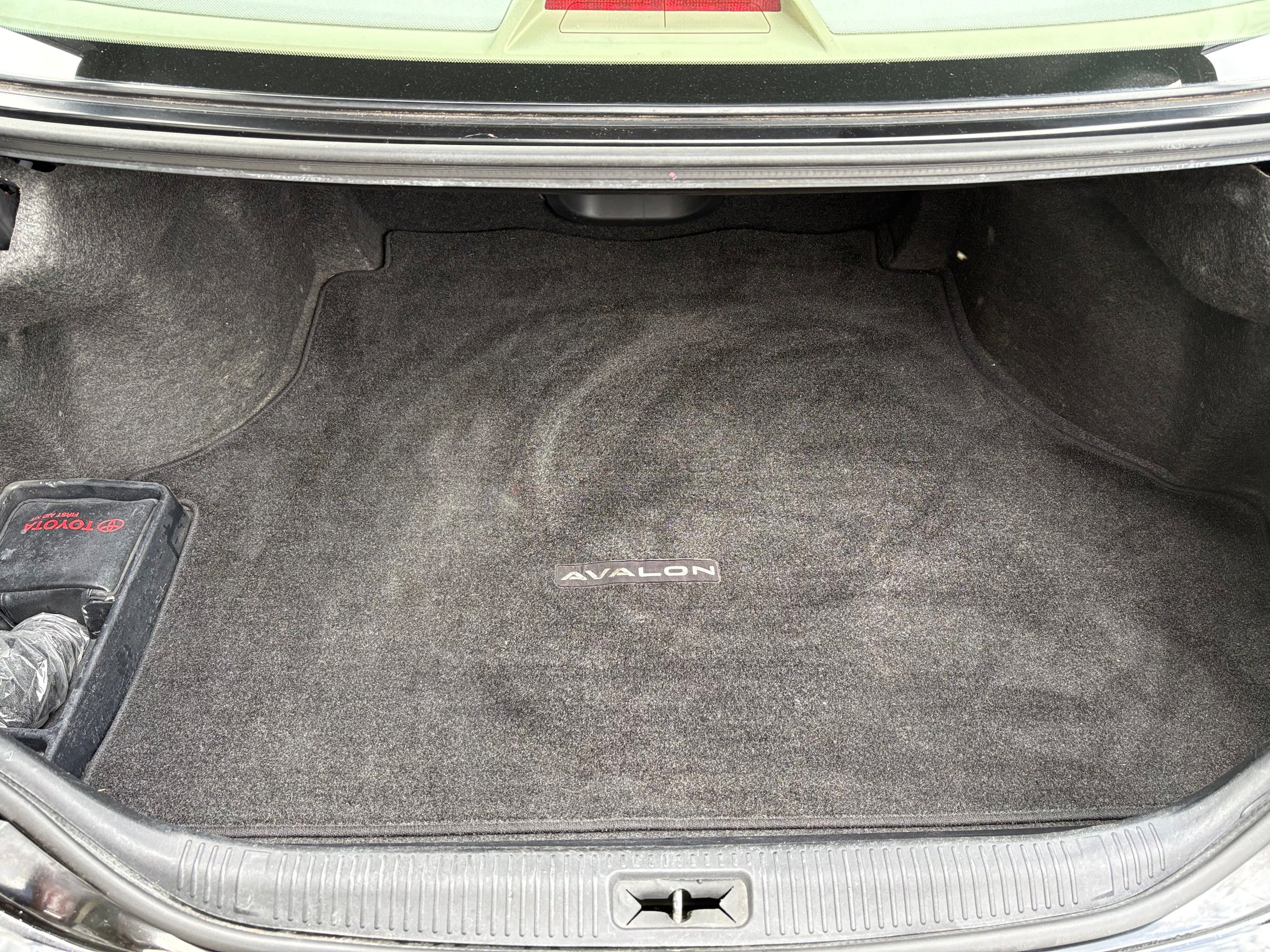 Used 2008 Toyota Avalon Limited FWD image 25
