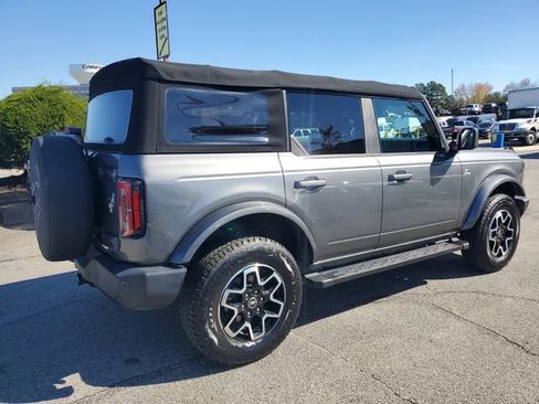 Used 2022 Ford Bronco Outer Banks image 6