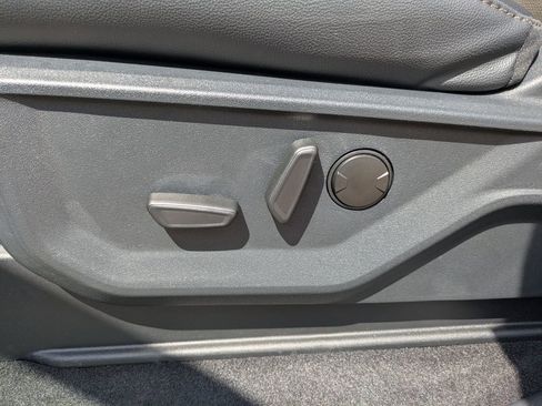 New 2026 Ford F150 Lariat w/ Equipment Group 501A Mid image 9