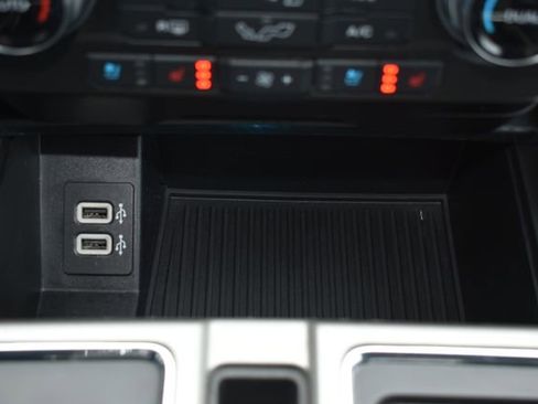 Used 2020 Ford F150 Lariat w/ Equipment Group 502A Luxury image 35