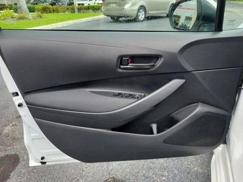 Used 2024 Toyota Corolla LE image 14