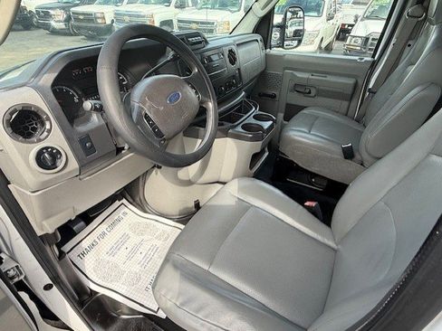 Used 2013 Ford E-350 and Econoline 350 Super Duty w/ Class I Trailer Tow Pkg image 13