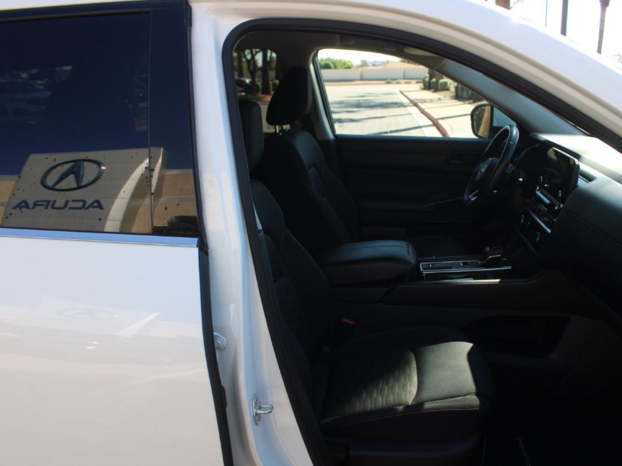 Used 2024 Nissan Pathfinder SV FWD image 16