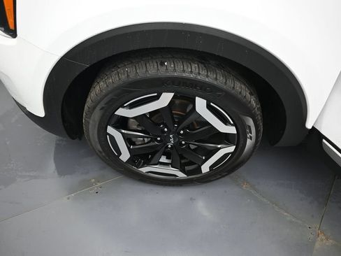 Used 2024 Kia Telluride S w/ S Sunroof Package FWD image 40