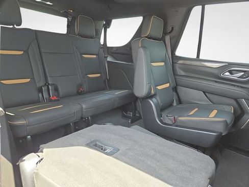 Used 2024 GMC Yukon AT4 w/ AT4 Premium Package AWD/4WD image 33