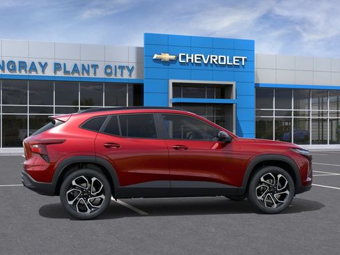 New 2026 Chevrolet Trax RS w/ Driver Confidence Package FWD image 5