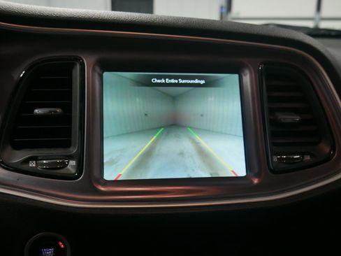 Used 2020 Dodge Challenger R/T image 17