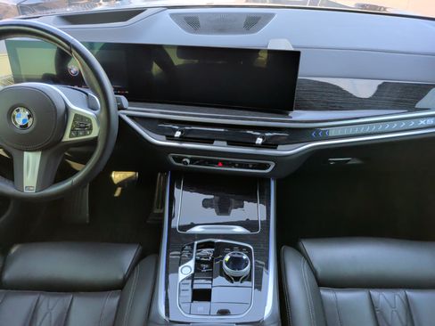 Used 2025 BMW X5 sDrive40i w/ Executive Package RWD image 33