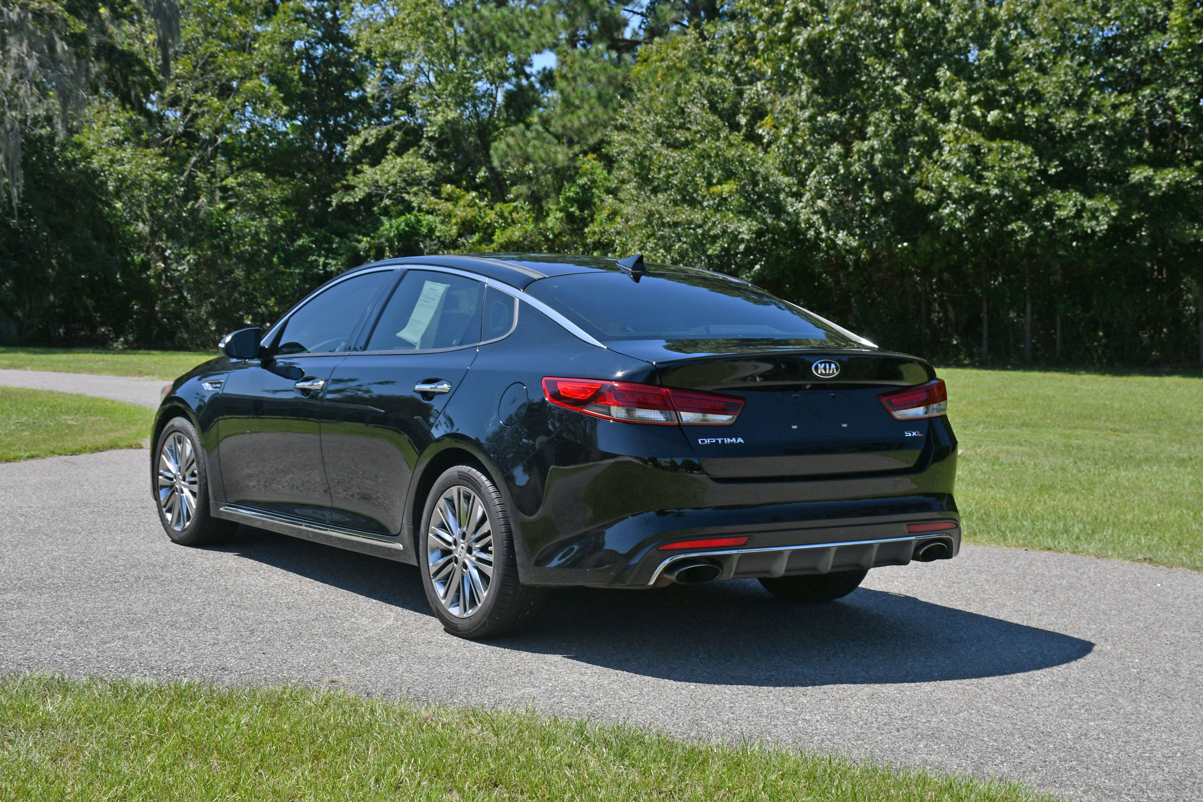 Used 2018 Kia Optima SX w/ Technology Package FWD image 3