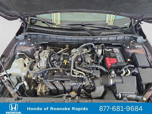 Used 2024 Nissan Altima 2.5 SV FWD image 20