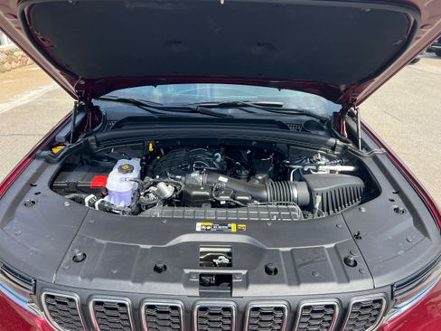 New 2026 Jeep Grand Cherokee L 4WD image 19