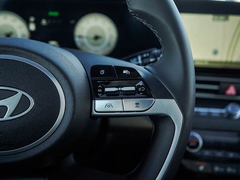 New 2026 Hyundai Elantra Limited image 20