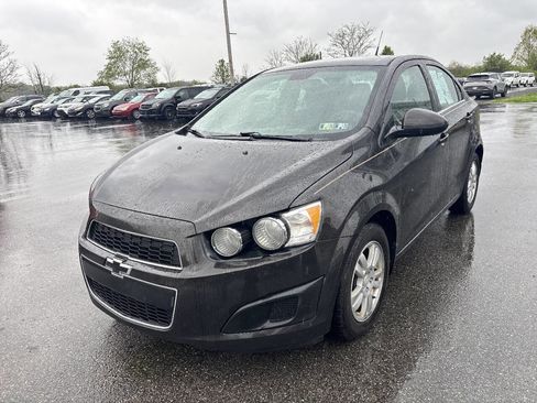 Used 2013 Chevrolet Sonic LT FWD image 2