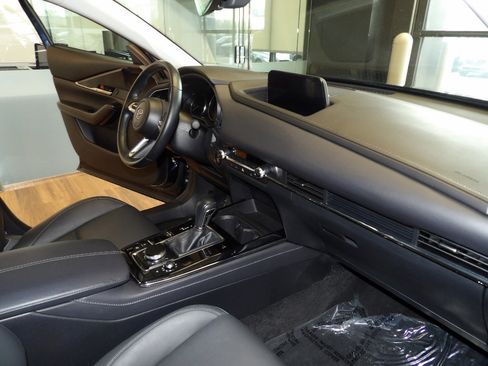Certified 2023 MAZDA CX-30 AWD 2.5 S w/ Preferred Package image 13