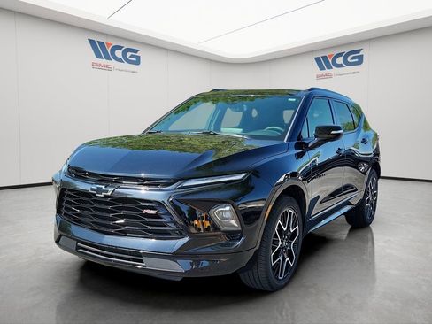 Used 2023 Chevrolet Blazer RS image 5