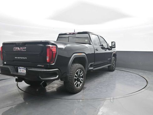Used 2021 GMC Sierra 2500 AT4 w/ AT4 Premium Plus Package AWD/4WD image 7
