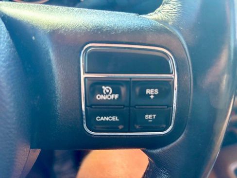 Used 2017 Jeep Wrangler Unlimited Rubicon w/ Connectivity Group AWD/4WD image 21