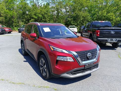 Used 2021 Nissan Rogue SV w/ Premium Package AWD/4WD image 1
