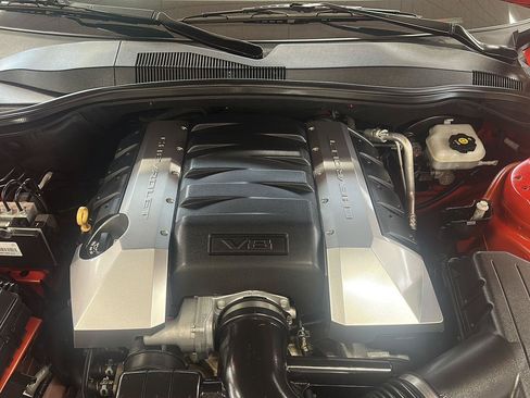 Used 2011 Chevrolet Camaro SS RWD image 16