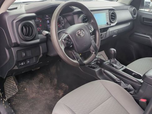 Used 2022 Toyota Tacoma SR image 12