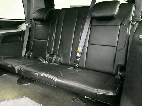 Used 2015 GMC Yukon Denali w/ Premium Package image 17