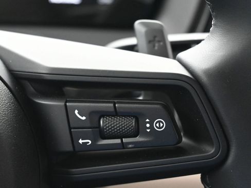 Certified 2026 Porsche Panamera image 22