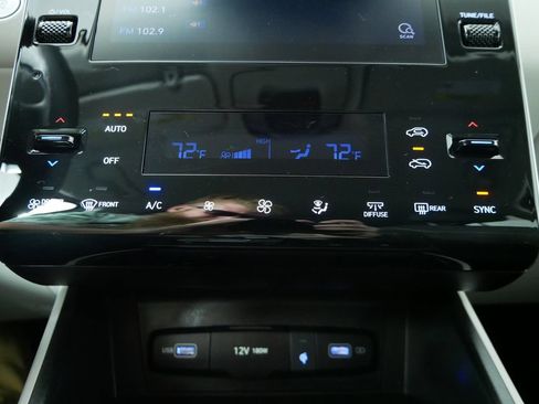Used 2023 Hyundai Tucson Blue AWD/4WD image 30