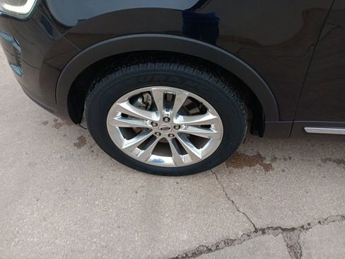 Used 2019 Ford Explorer XLT w/ Equipment Group 202A image 36