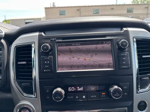 Used 2019 Nissan Titan SL w/ Off-Road Package AWD/4WD image 47