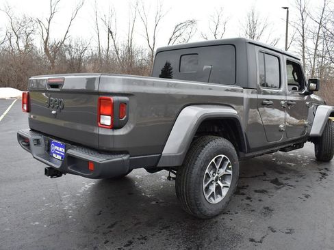 New 2026 Jeep Gladiator Sport image 6
