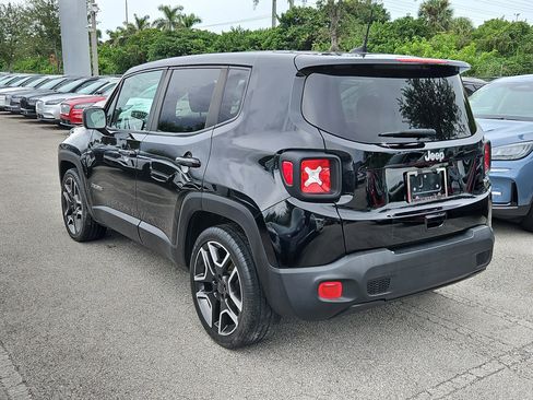 Used 2021 Jeep Renegade Sport image 3