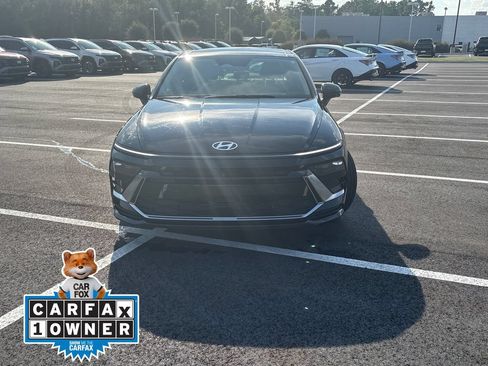 Used 2024 Hyundai Sonata Limited FWD image 2