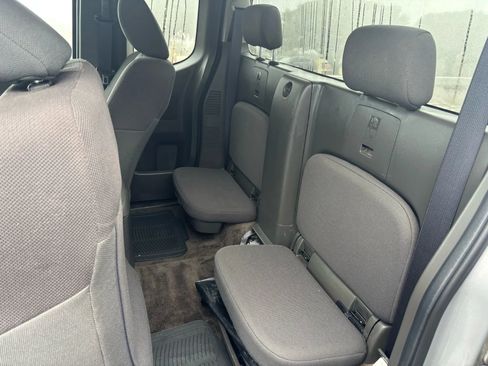 Used 2017 Nissan Frontier S image 18